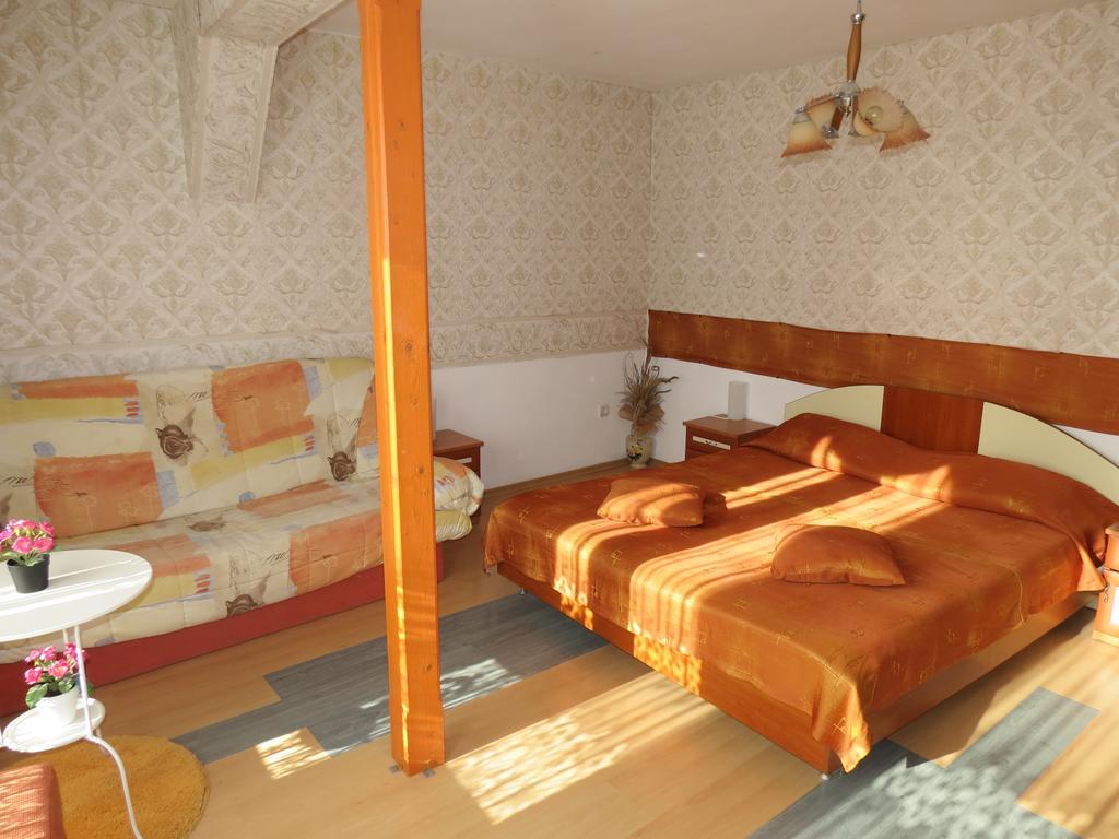 Family Hotel Lebed Несебир Номер фото