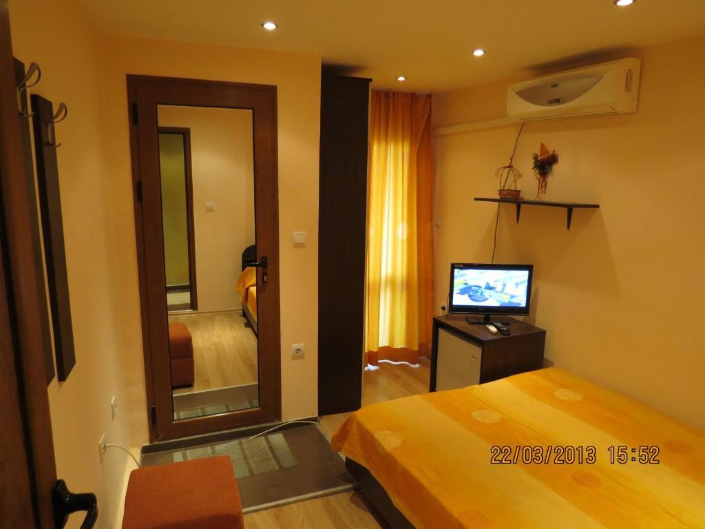 Family Hotel Lebed Несебир Номер фото
